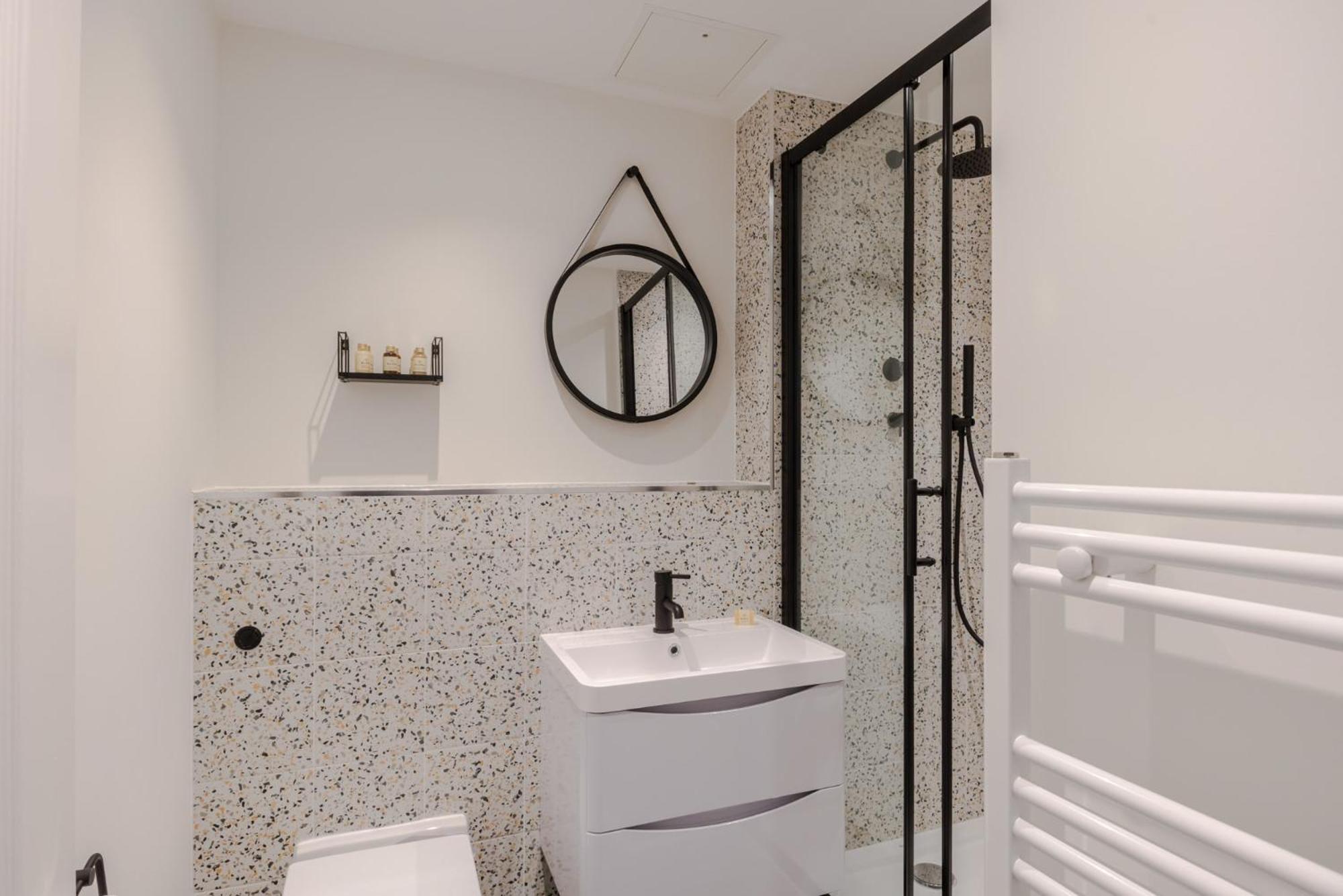 Apartmán The Flirty Chambers - Fitzrovia - By Frankie Says Londýn Exteriér fotografie